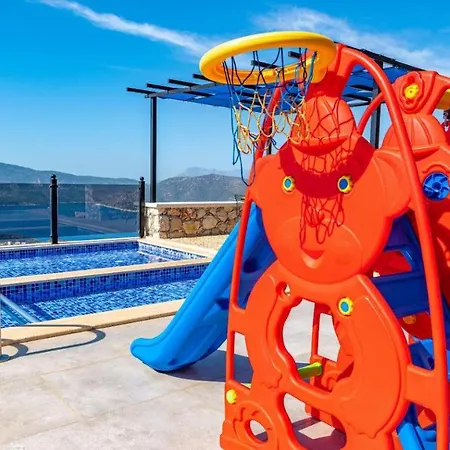 Güneş - 3 Bedroom Holiday Villa with jaccuzi in Kalkan *