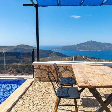 Güneş - 3 Bedroom Holiday Villa with jaccuzi in Kalkan